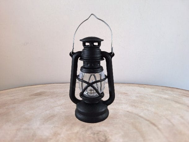 Deze mooie lantaarn schijnt zijn lichtje voor jou!