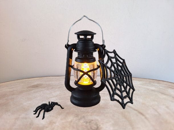 Deze mooie lantaarn schijnt zijn lichtje voor jou!