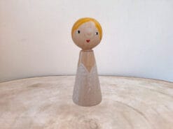 Deze bruid 7 ziet er schitterend uit op deze geweldige dag.